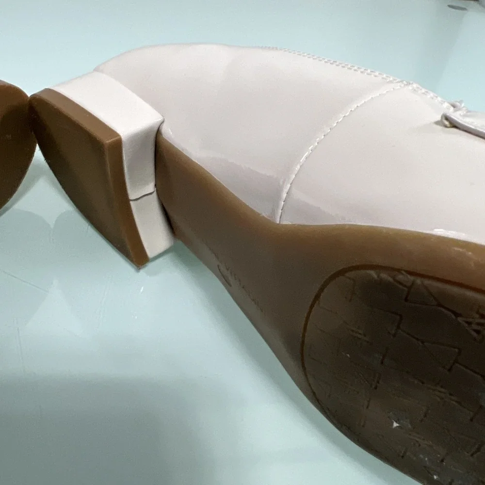 Adrienne Vittadini Cream‎ Patent Loafer 7.5 Block Heel